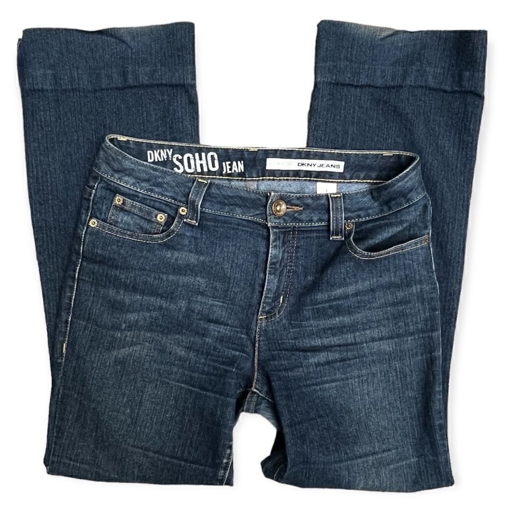 DKNY SOHO BOOTCUT INDIGO BLUE  JEANS CHELSEA WASH SIZE 6